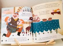 Load image into Gallery viewer, FAIRYTALE FRIENDS: HANSEL AND GRETEL&#39;S GINGERBREAD HOUSE
